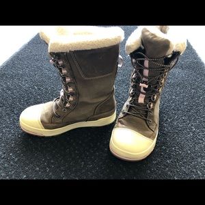 Keen Winter Boots sz 6